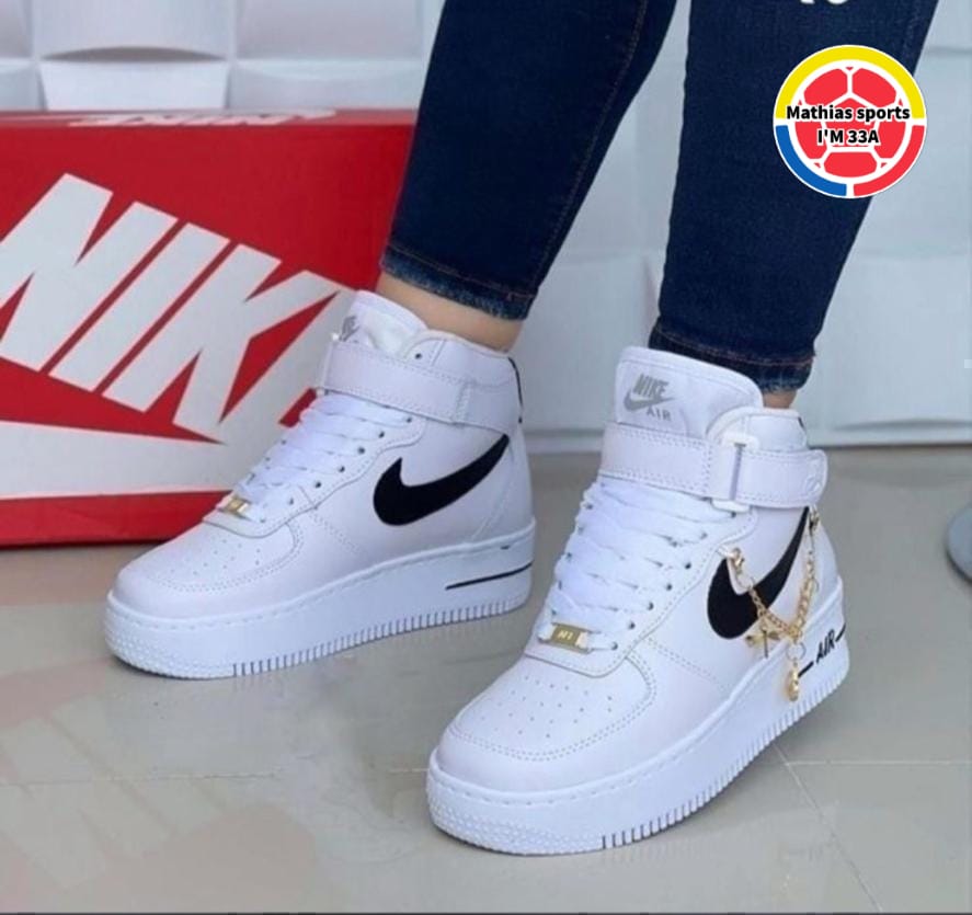 Bota Nike